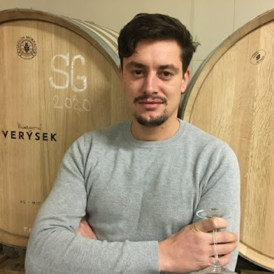 VINAŘSTVÍ VERÝSEK